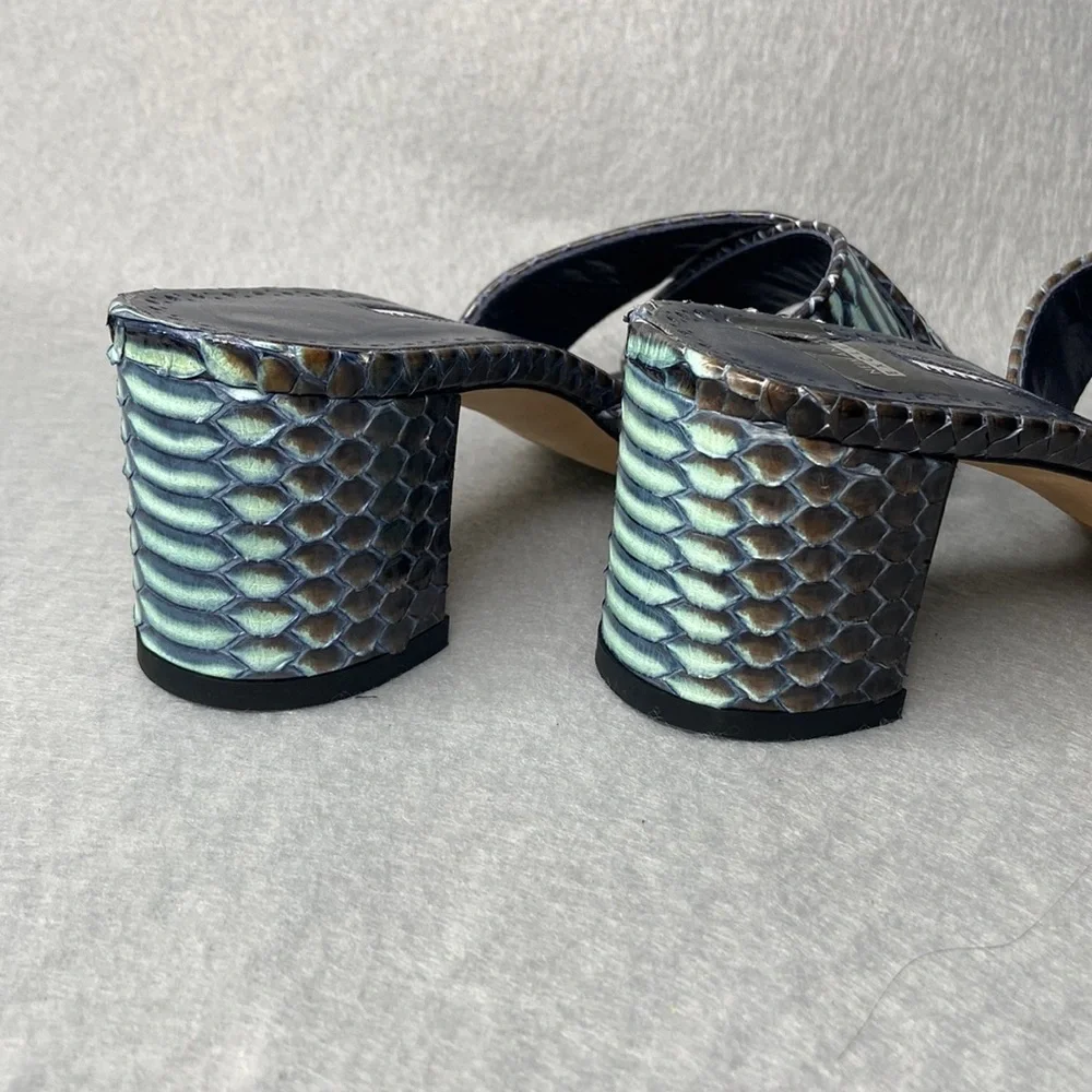 Manolo Blahnik Otawi Mule sandal with block heel - Navy/Teal - women's 36 - Picture 3 of 11